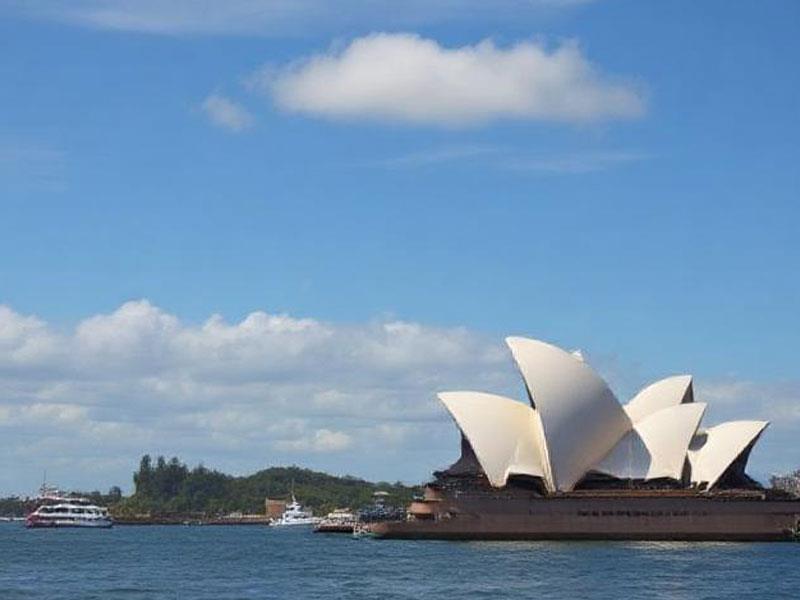 مهاجرت به استرالیا و نقش شرکت دروازه طلایی آسیا در مسیر موفقیت شما